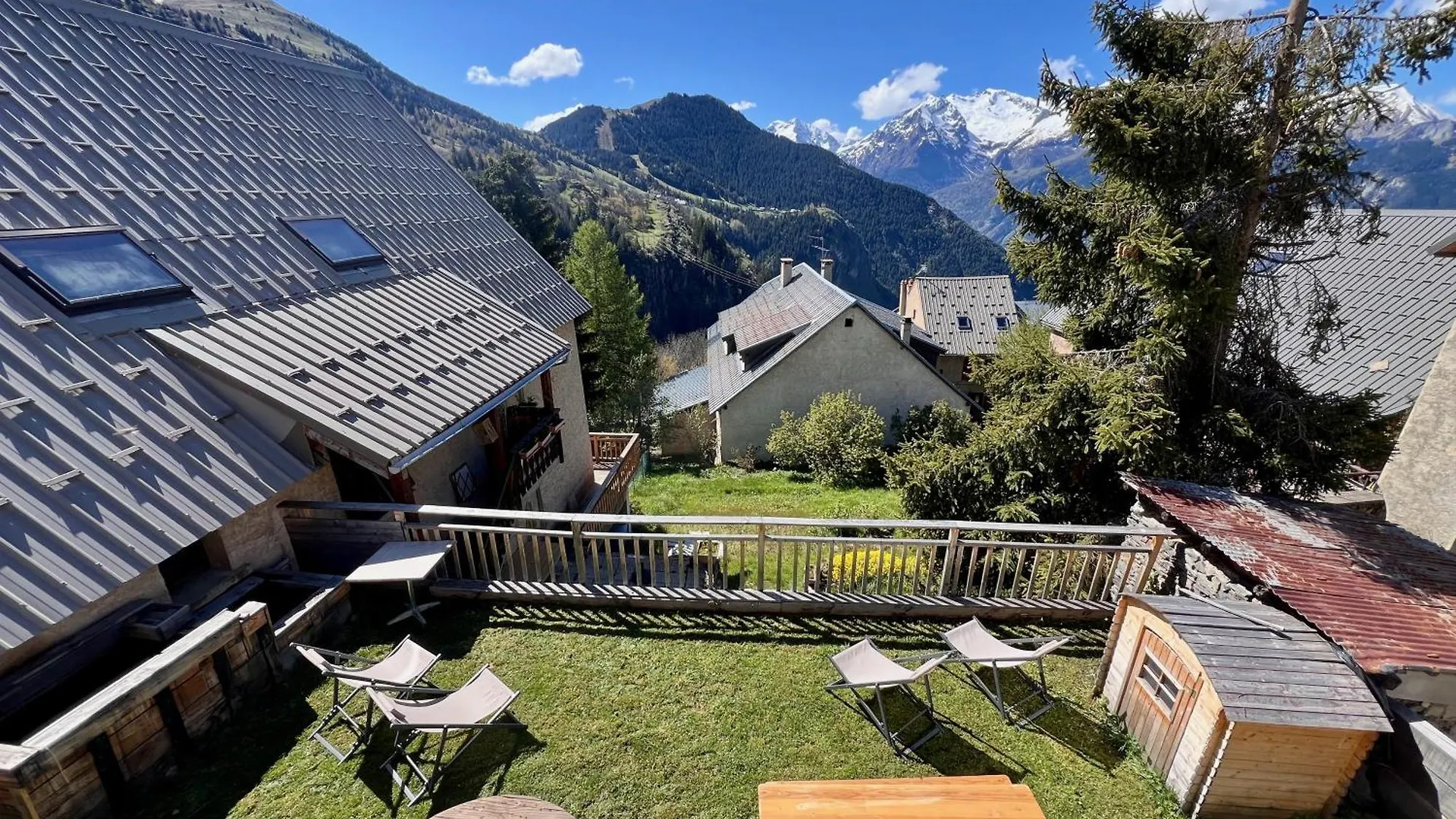 Chalet Des Grangettes Avec Jardin, Sauna Et Appli Roadbook - Huez